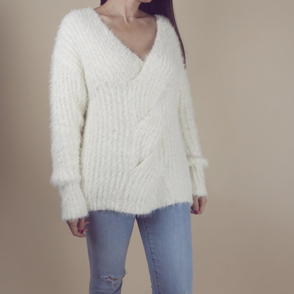 Soft Fuzzy Eyelash Knit Sweater in Ivory/cream - Picture 5 of 6
